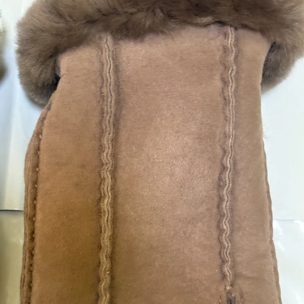 UGG Sz L Classic Perforated Genuine Shearling Warm Gloves Stormy Grey $155